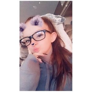 Meet your Posher, Brianna